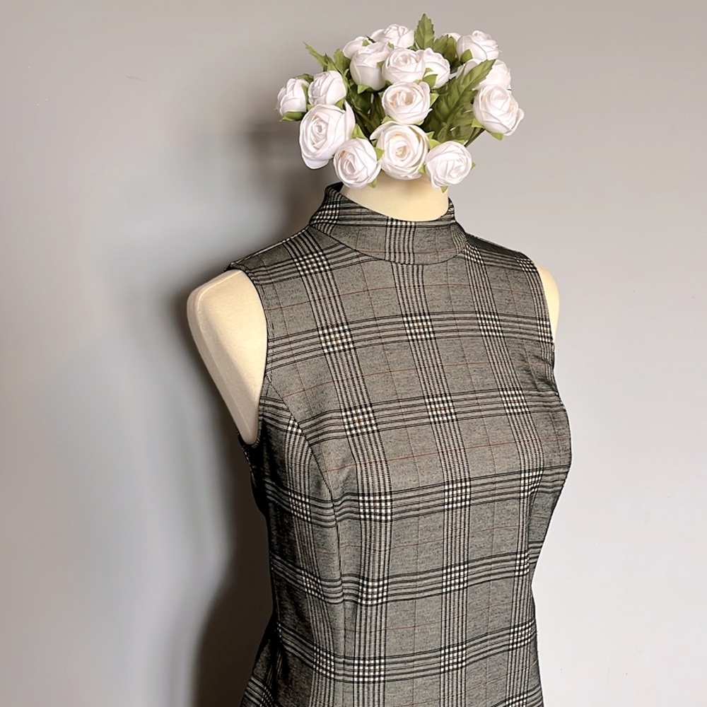 Apt 9 midi dress.  Size medium.